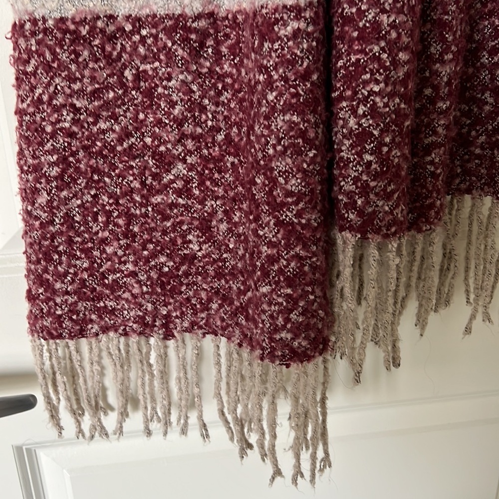 Red & Tan Scarf - Picture 2 of 3